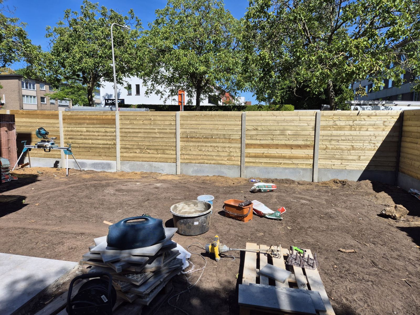 Tuin tijdens de werken